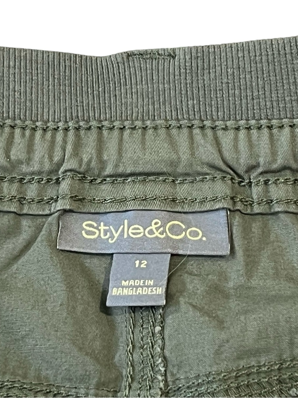 Style & Co. Women's Mid-Rise Comfort-Waist Cargo Shorts, Color Olive, Size 12 - Picture 9 of 12